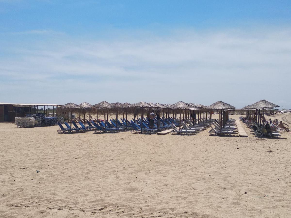 "2Steps From The Beach" ネア・イラクリア エクステリア 写真